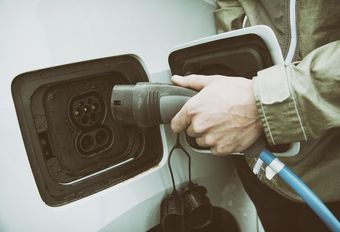 'Belgen willen niet overstappen naar elektrische wagens' #1