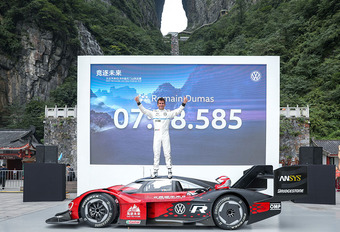 Elektrische Volkswagen ID.R verovert Chinese berg #1