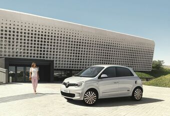 Renault Twingo : elle va mettre la prise #1