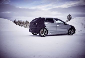 Test de la Hyundai i20 N dans la neige avec Thierry Neuville #1