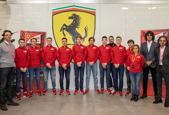 Ferrari op zoek naar vrouwen voor zijn Driver Academy #1