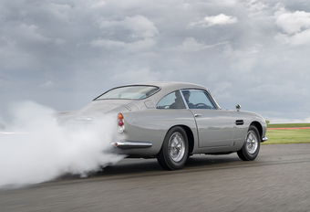 Aston Martin heeft een echte James Bond-auto gebouwd #1