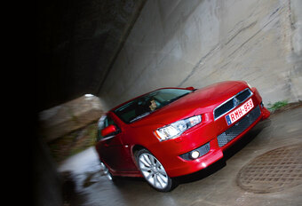 MITSUBISHI LANCER 2.0 DI-D : Verkenningsronde #1