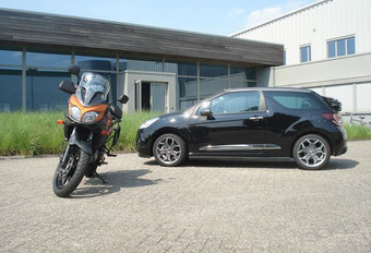 CITROËN DS3 CABRIO 1.6 THP (4) #1
