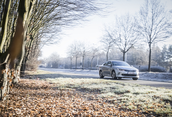 Kia Optima Plug-in Hybrid : surprenante #1