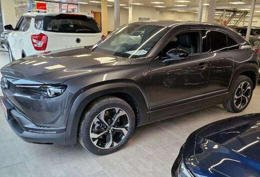 Mazda 17.8 kWh e-SKYACTIV R-EV Makoto (125kW)