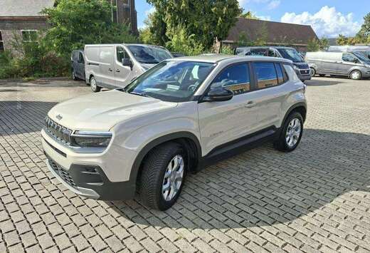 Jeep 18500€ Alitude MT