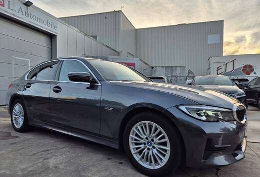 BMW eA / SPORT LINE / PHEV HYBRID /