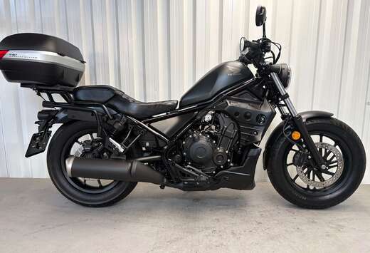 Honda REBEL