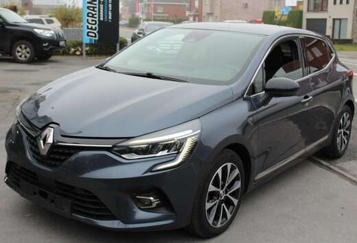 Renault 1.3 Automaat met gps pdc camera