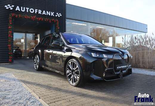 BMW 45 / LCI / M-SPORT / LUCHVR / PANO / TREKHK / 23\ ...