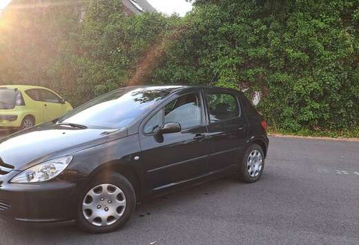 Peugeot AFFAIRE 1.6 HDi PACK CD CLIM
