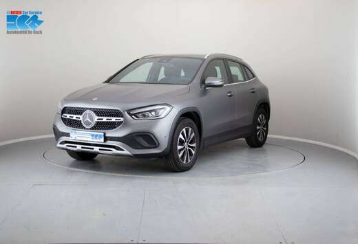 Mercedes-Benz GLA 180 Essential Line