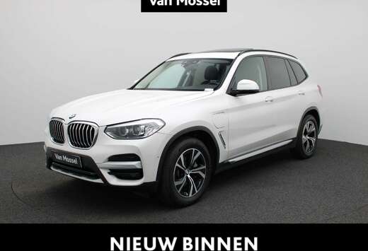 BMW xDrive30e (135 kW) | Camera | PDC V+A | Panodak |