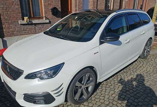 Peugeot SW 1.2 PureTech GT Line