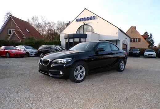 BMW Coupé 220iA SPORTLINE 185pk AUTOMAAT