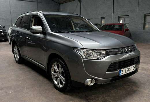 Mitsubishi 4WD * CAMERA * 7 PLACES * SUIVIE CONCESSIO ...