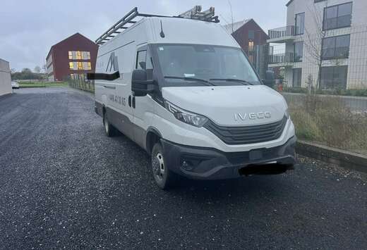Iveco 3L Automatique 210ch    Longueur L4. Hauteur H2