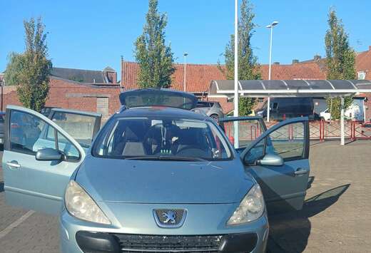 Peugeot 110 Automatik Premium