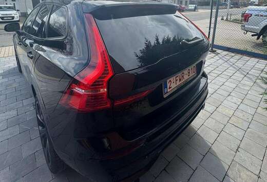 Volvo VolvoXC60 2.0 B5 Mild-Hybrid Ultra Black Editio ...