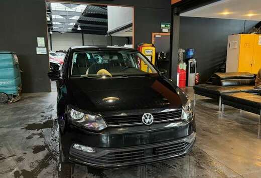 Volkswagen 1.0i - 5 PORTES - A/C - RADIO CD - MEDIA/A ...