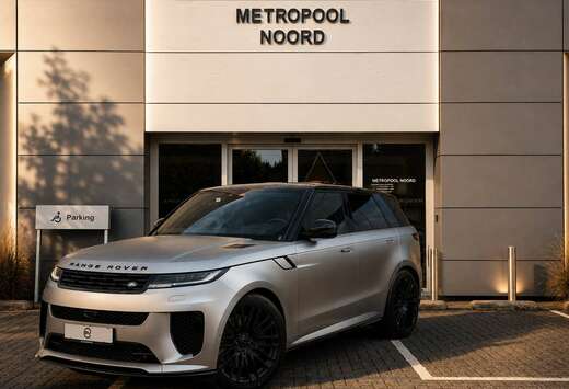 Land Rover // P635 SV Flux Silver Satin