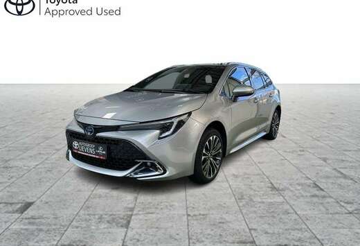 Toyota 1.8 HYB STYLE + TECH PACK