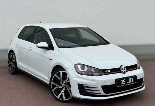 Volkswagen 7 DSG6 2.0 TSI 220CH / LED
