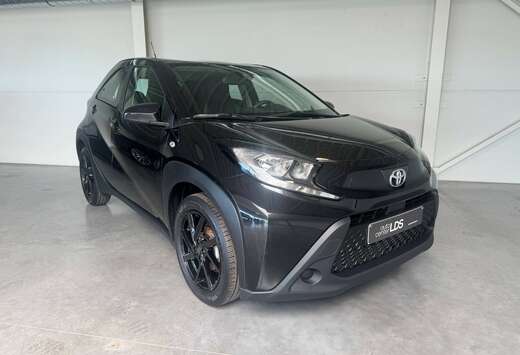 Toyota Aygo X  benzine - Camera - DAB radio - velgen  ...