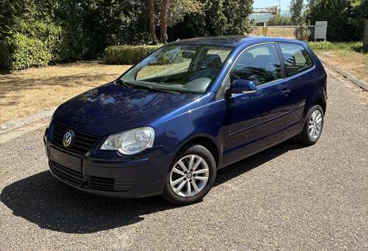 Volkswagen VOLKSWAGEN POLO UNITED 1.2: AIRCO/ MANUEEL ...