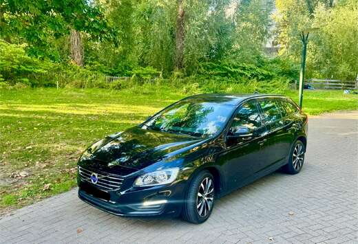 Volvo V60 2.0 D2 Black Edition