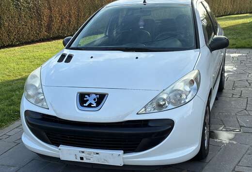 Peugeot 206+ 1.1i*PRET À IMMAT*CT VALABLE 2 ANS*ETAT ...
