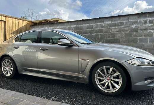 Jaguar 2.2 D Prestige Keyless Xenon Navi Leder Camera ...