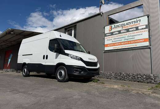 Iveco DAILY MY22 35S14V 12m3