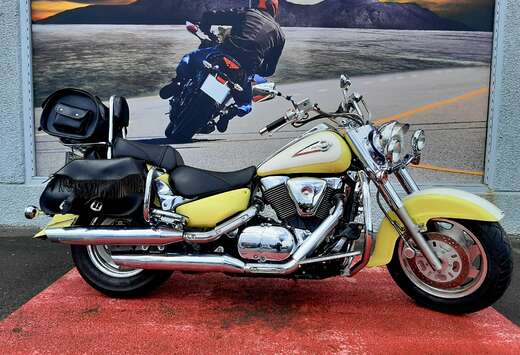 Suzuki INTRUDER