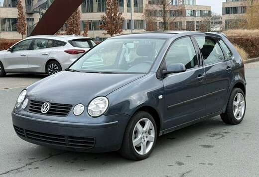 Volkswagen Polo 1.4i 16v- BOITE AUTO - AIRCO