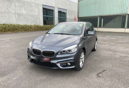 BMW Active Tourer 218i