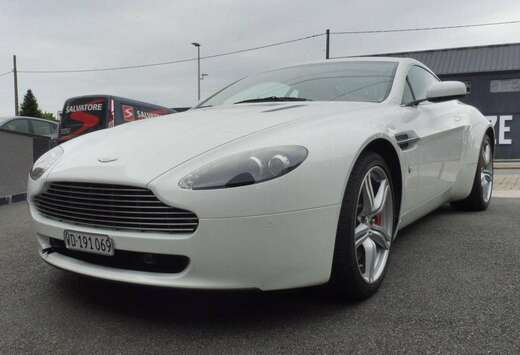 Aston Martin V8 Vantage  4.7 Sportsift