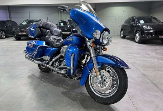 ULTRA CLASSIC 1800cc CVO