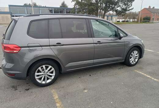 Volkswagen Touran 1.6 TDi SCR Highline