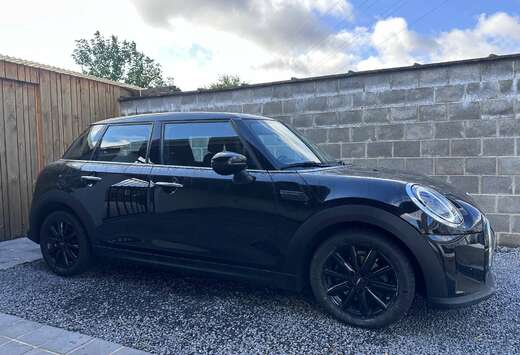 MINI 1.5A Led Navigatie BT Pdc Carplay Slechts 69000k ...
