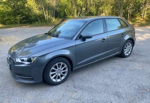 Audi A3 Sportback 1.6 TDi ultra Attraction