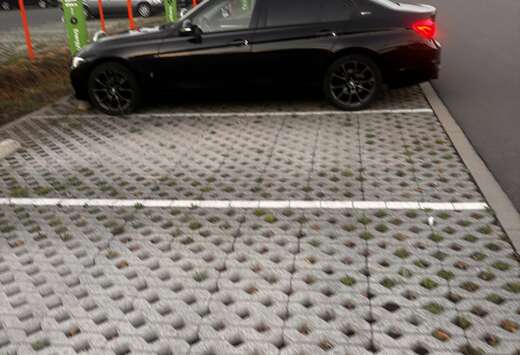 BMW 330eA Plug-In Hybrid