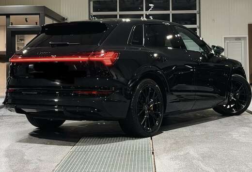 Audi 50 quattro S line