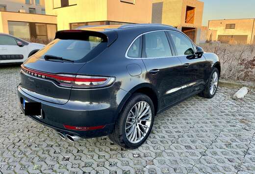 Porsche Macan PDK