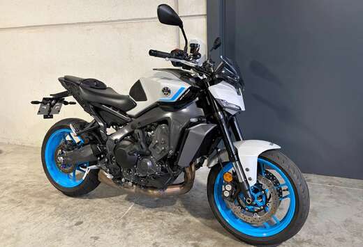 YAMT leuke naked met automaat
