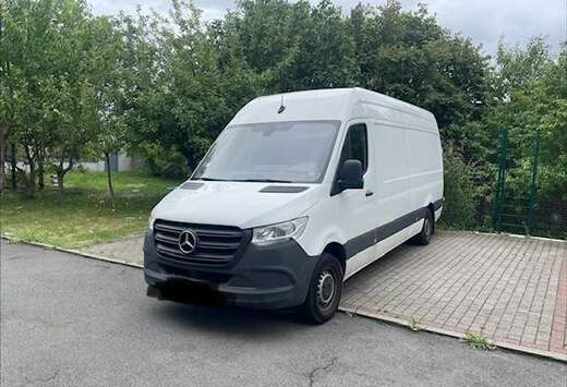Mercedes-Benz 515 2.0 CDI L3H2 RWD (EUVI-E)