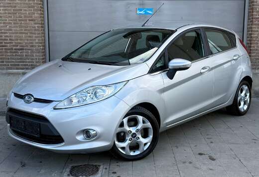 Ford Fiesta 1.25i Titanium ‼️12 mois de garantie  ...