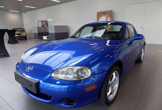 Mazda MX-5 1.6i 16v Luxe + Hardtop