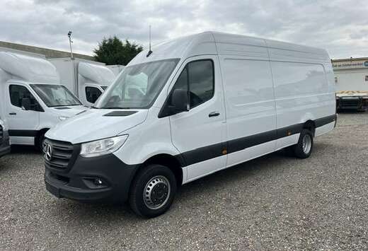 Mercedes-Benz 519 XXL L4H2 -  € 48900 EX BTW
